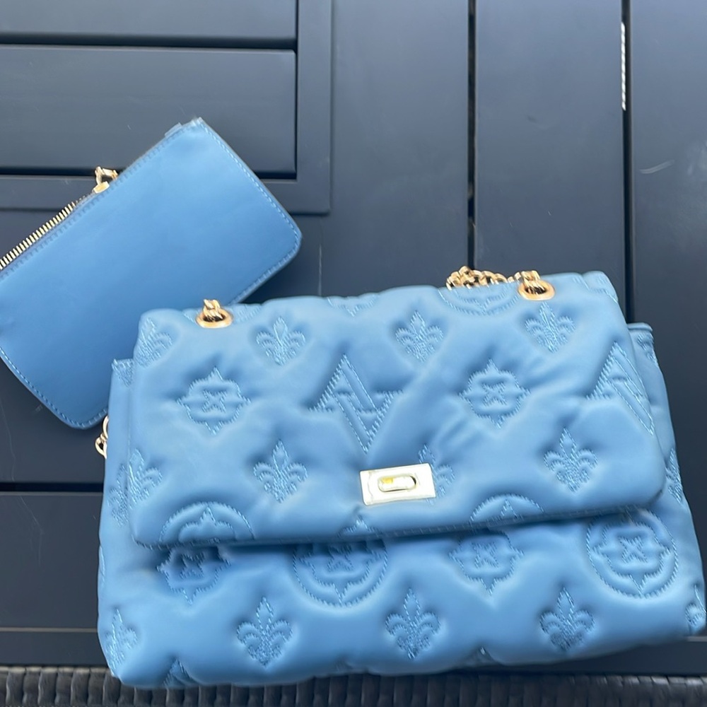 Purse - Picture 4 of 6